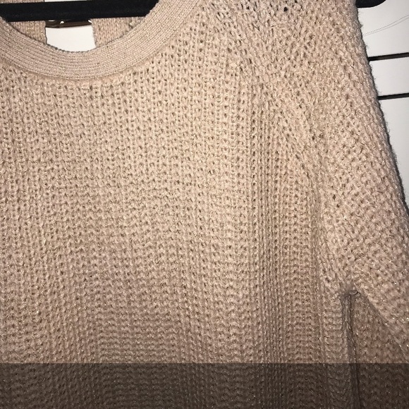 Sweater - Picture 4 of 4